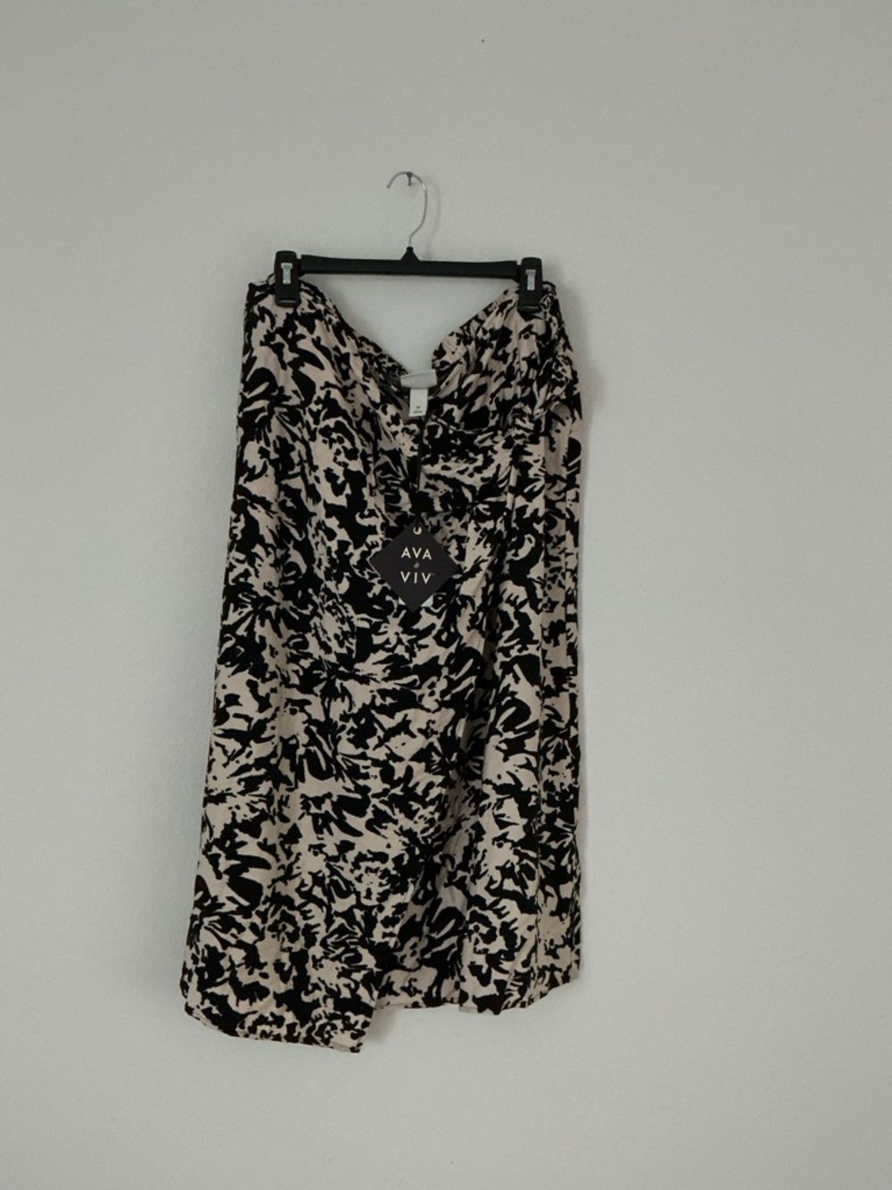 Ava & Viv Black and Cream Abstract-Print Midi Skirt
